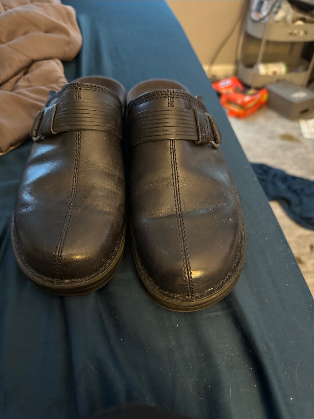 Women’s Blue Slip-On Leather Clogs